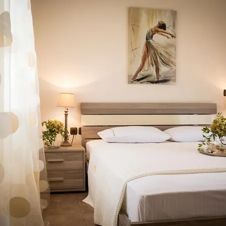 Vila W Queen 4 Bedroom Private Pool Nea Skioni
